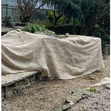 Builders Frost Protection Hessian Sheeting 1.3x46m 200g/m³